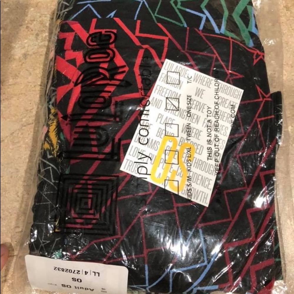 LuLaRoe OS leggings size 0-10